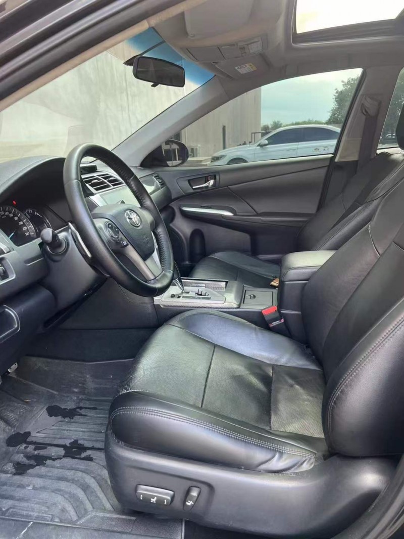 营口15年丰田凯美瑞3