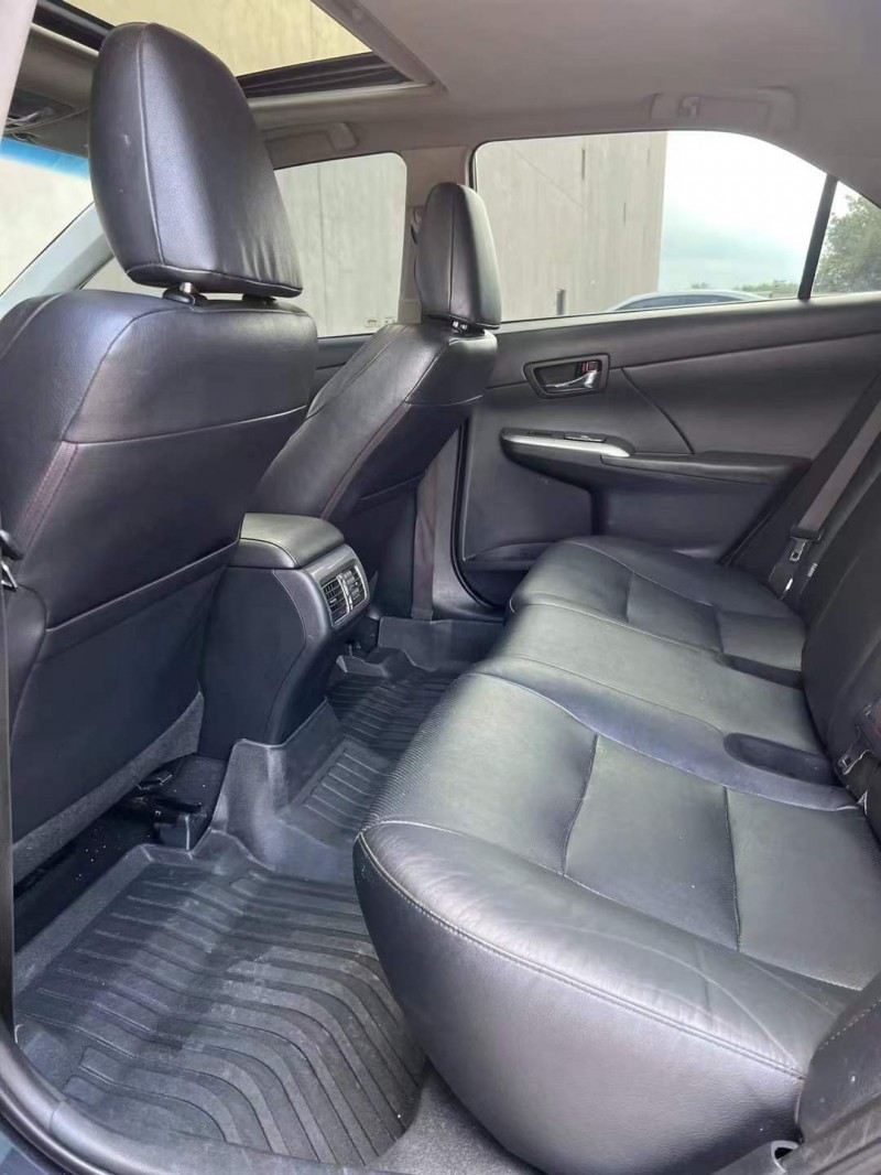 营口15年丰田凯美瑞6