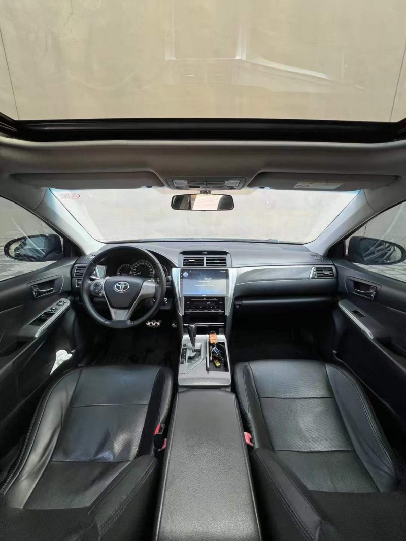 营口15年丰田凯美瑞8