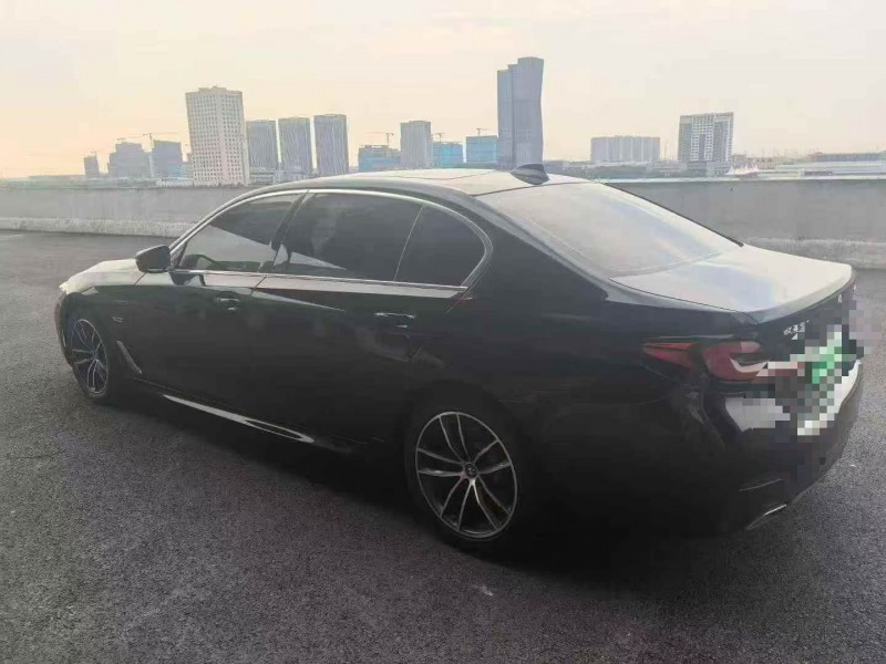 南通23年宝马5系8