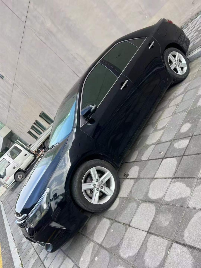 营口15年丰田凯美瑞5