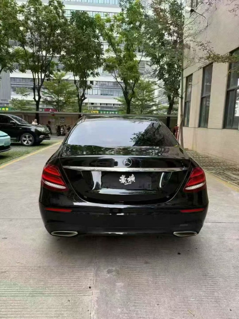 珠海17年奔驰E9