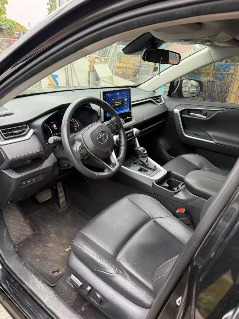 邵阳22年丰田威兰达5