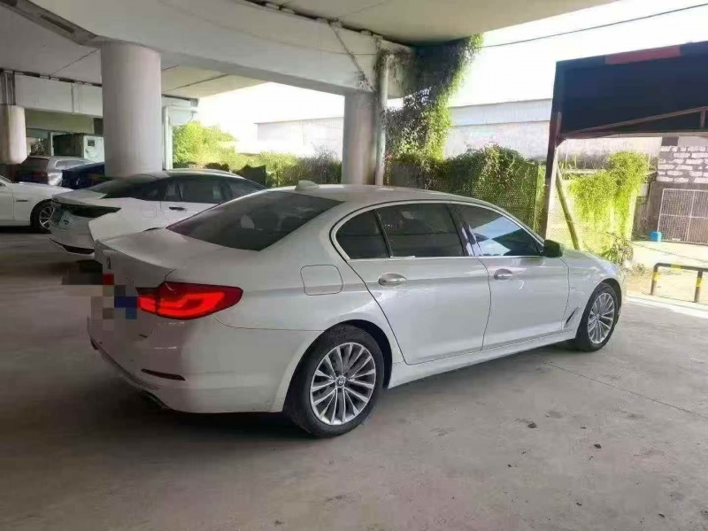 珠海18年宝马5系8