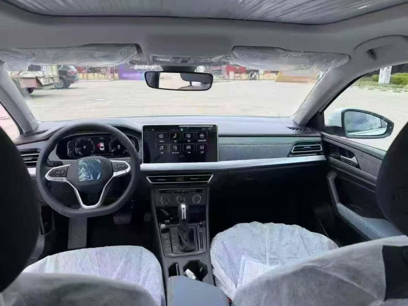 三明25年大众朗逸4