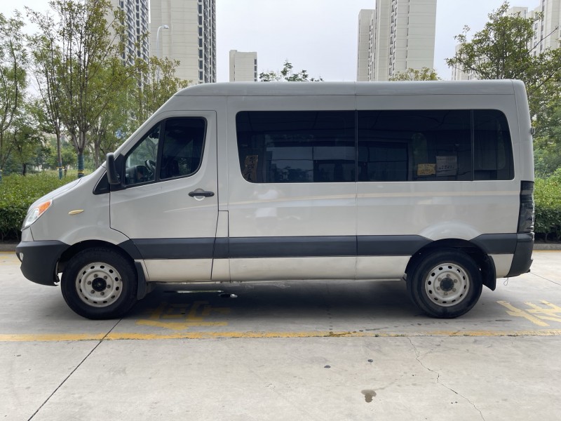 济宁23年江淮星锐7