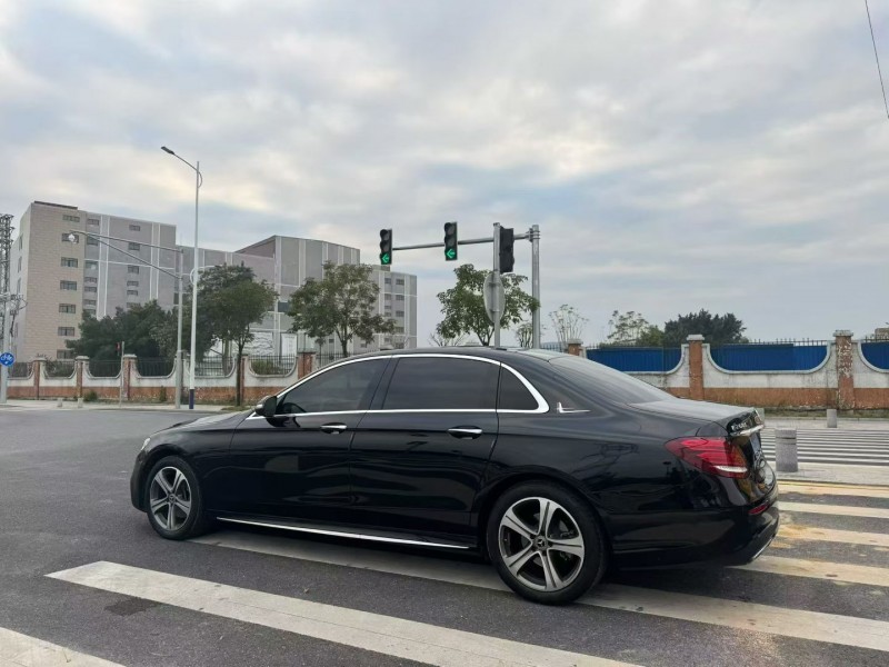 珠海20年奔驰E9