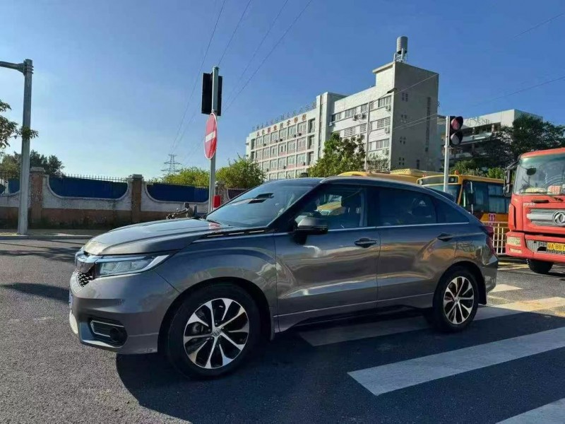 珠海19年本田冠道2