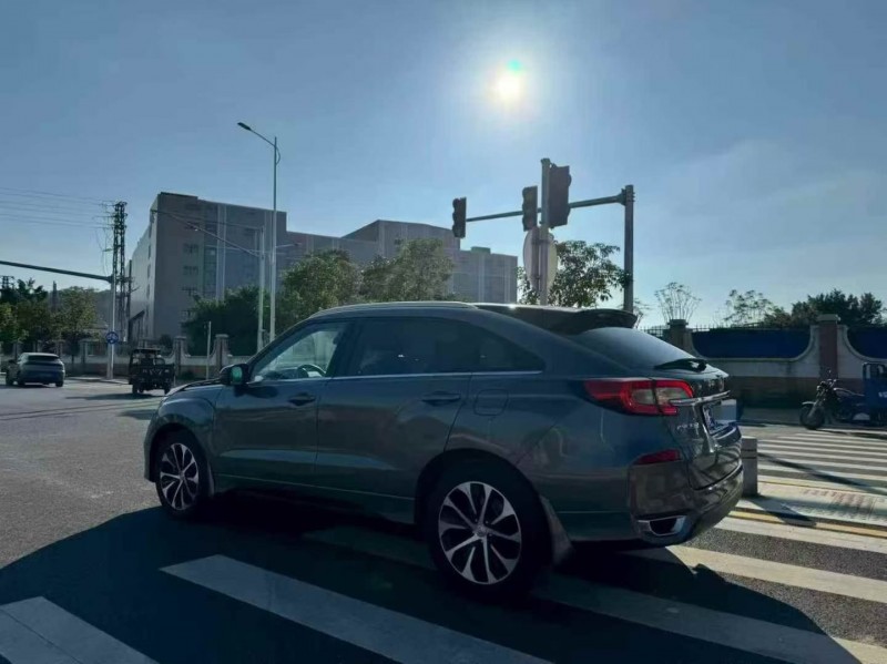 珠海19年本田冠道7