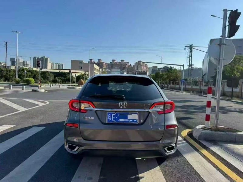 珠海19年本田冠道8