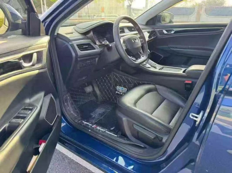 汕头21年吉利帝豪5