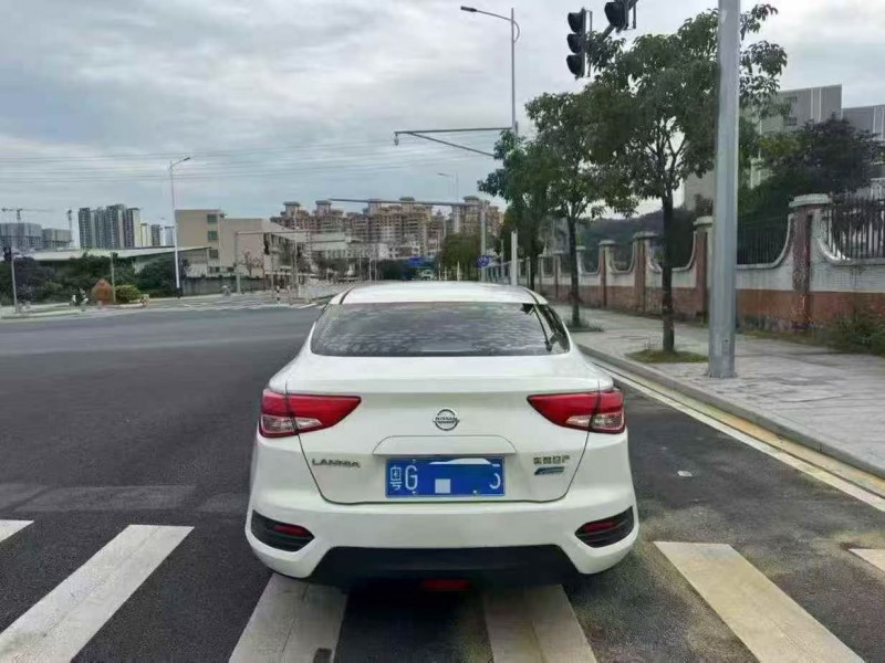 珠海19年日产蓝鸟9