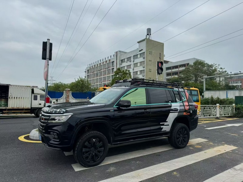 佛山18年荣威RX82