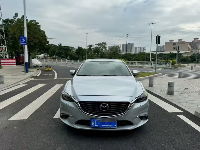 珠海18年马自达阿特兹1