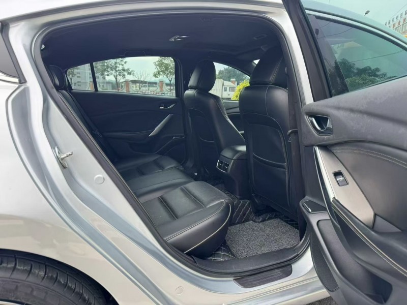 珠海18年马自达阿特兹6