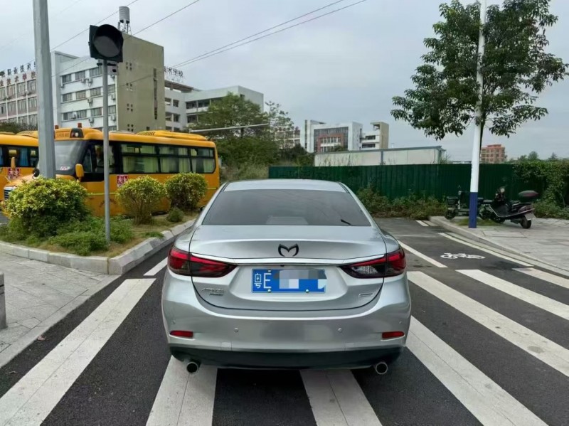 珠海18年马自达阿特兹9