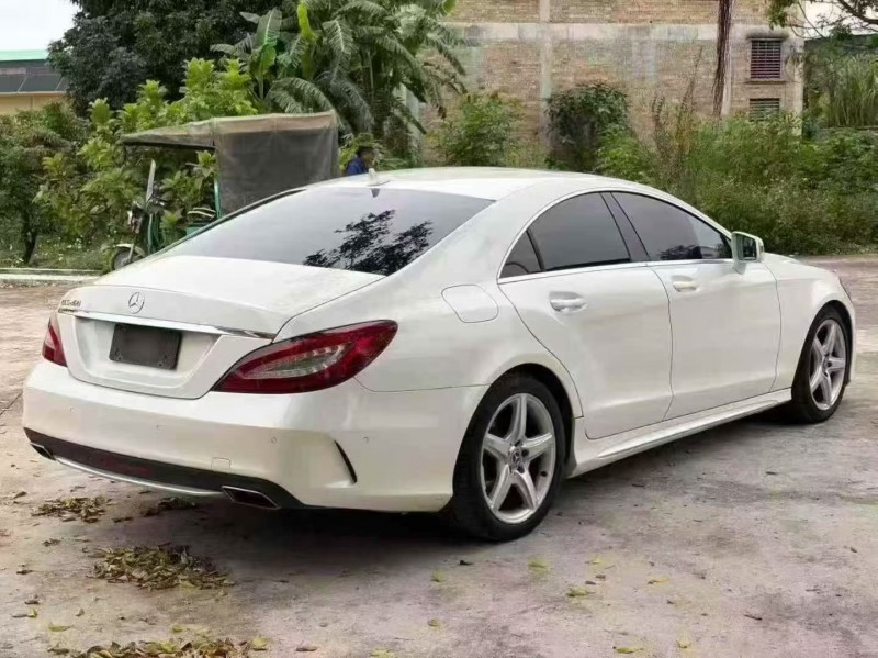 深圳17年奔驰CLS7