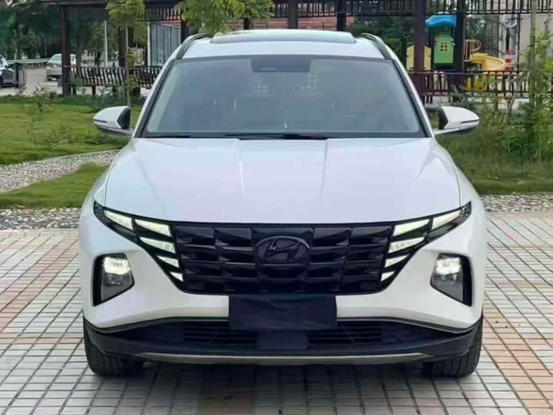 深圳22年现代途胜1