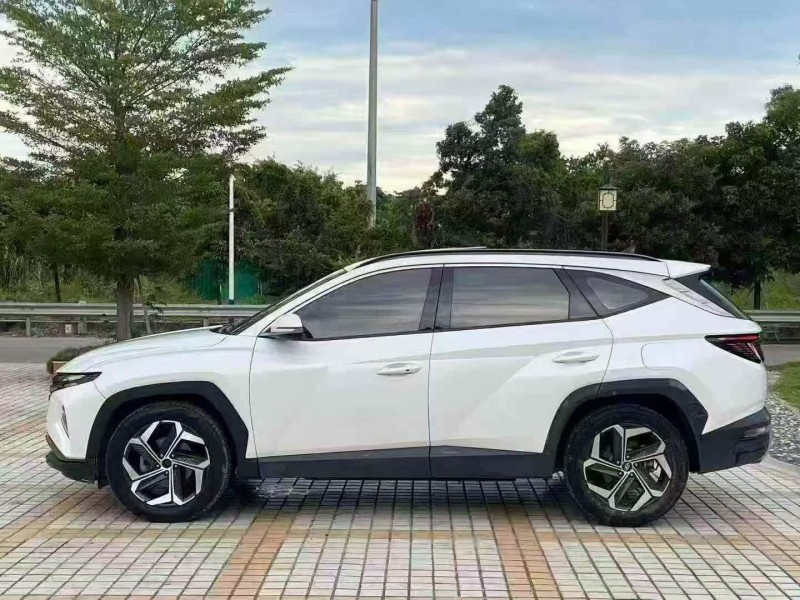 深圳22年现代途胜3