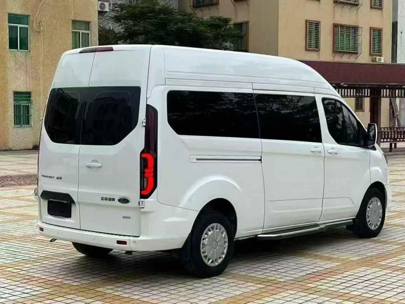 深圳23年福特全顺8