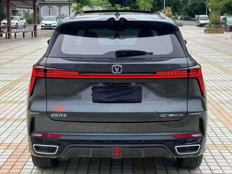 深圳23年长安汽车CS759