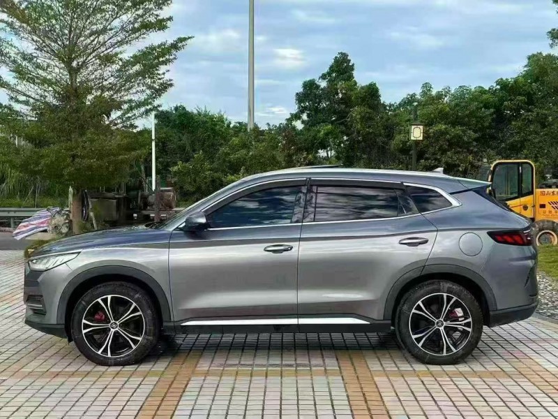 珠海22年比亚迪宋5