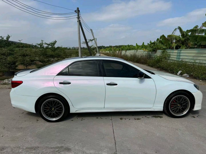 中山12年丰田锐志3