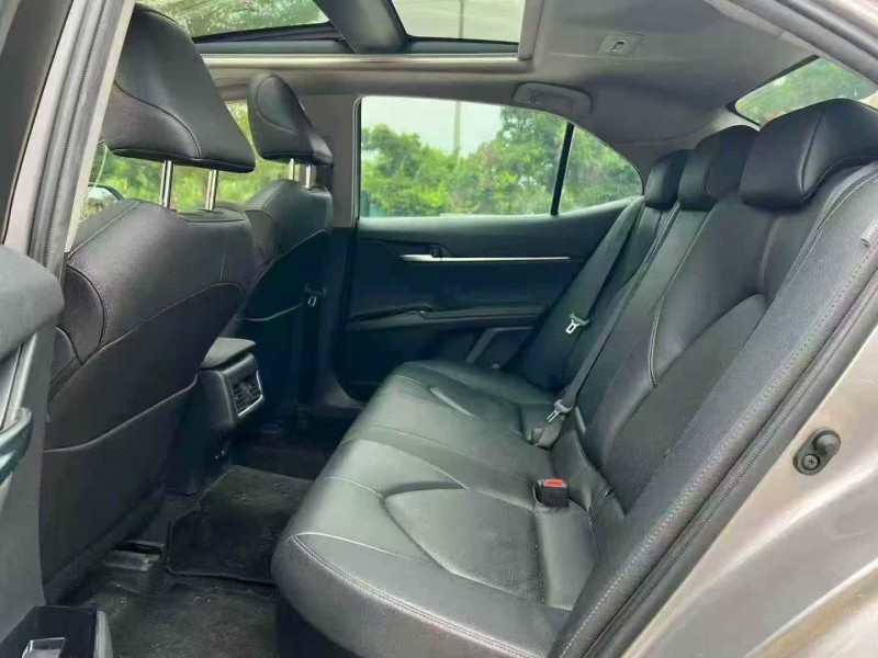 深圳23年丰田雷凌4