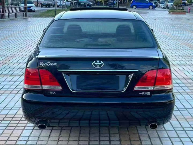 珠海08年丰田皇冠9
