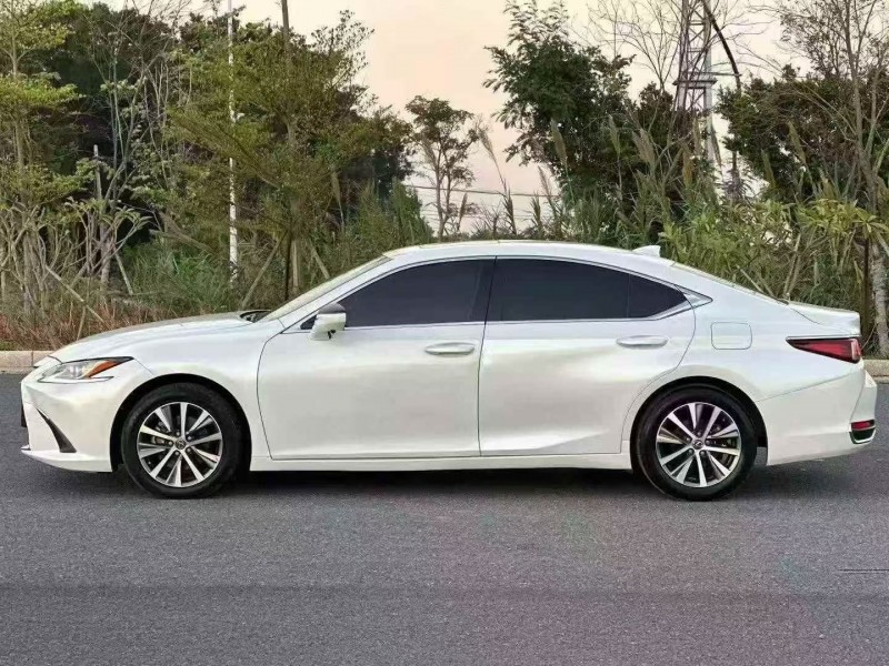 珠海20年雷克萨斯ES3