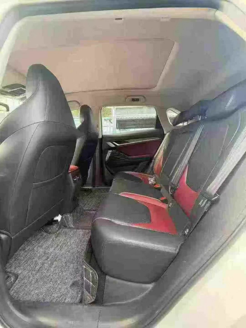 深圳22年江淮思皓5