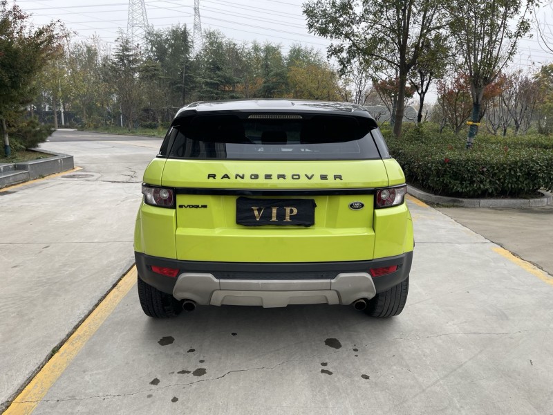 济宁15年路虎极光9