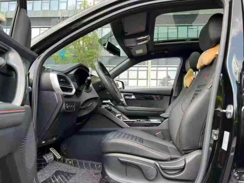 珠海22年起亚智跑9