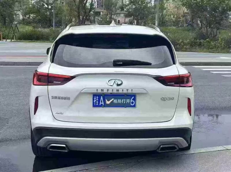 深圳20年英菲尼迪QX509