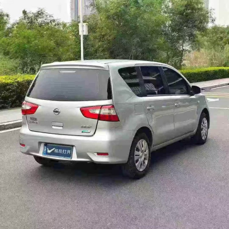 珠海15年日产骊威9