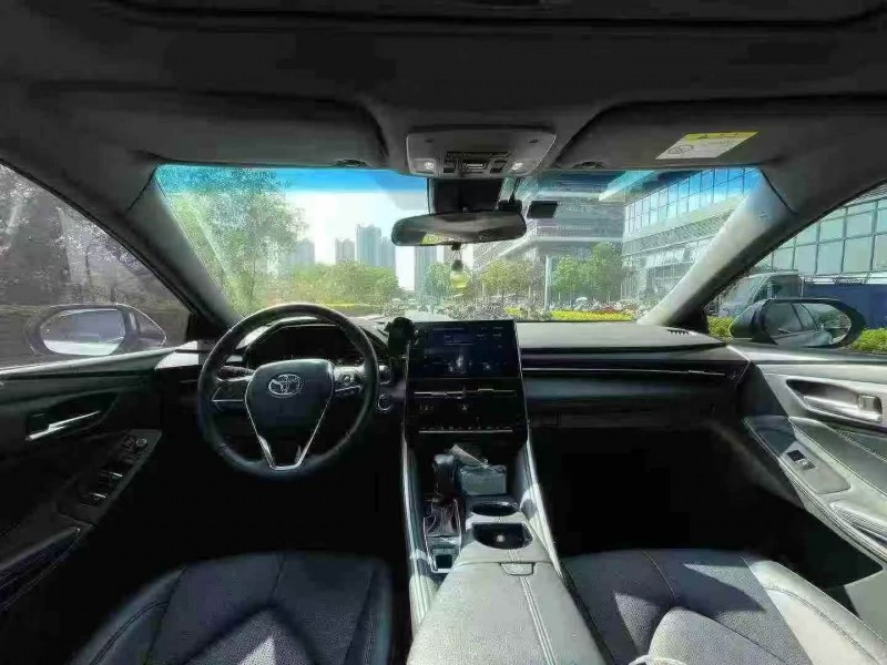 珠海23年丰田亚洲龙5