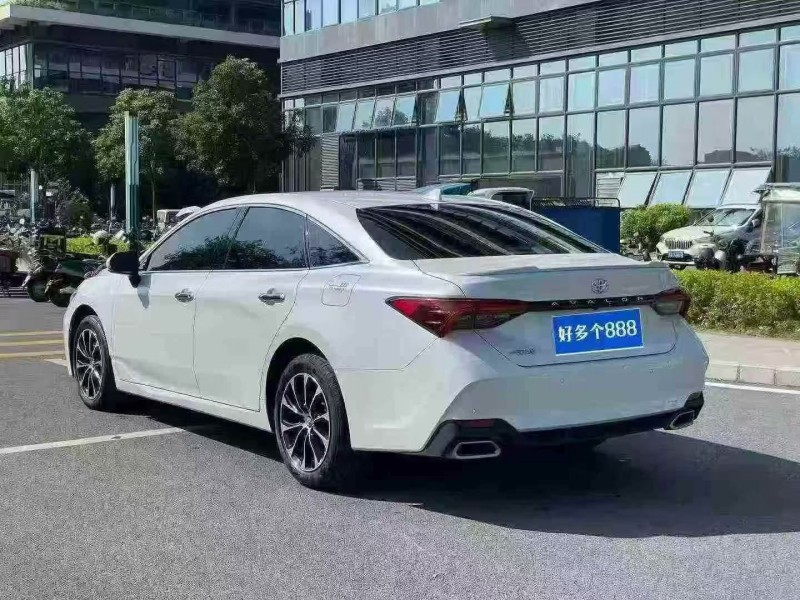 珠海23年丰田亚洲龙8