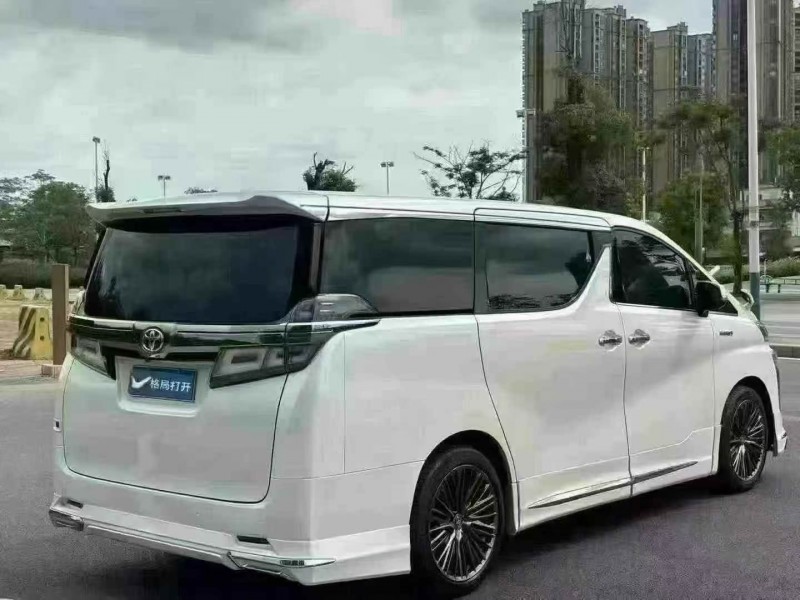 深圳19年丰田威尔法7