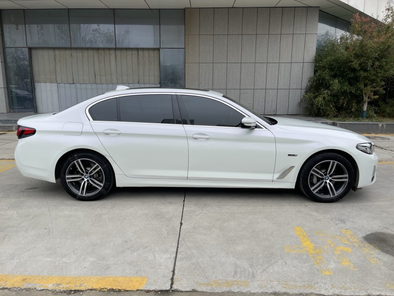 济宁22年宝马5系7