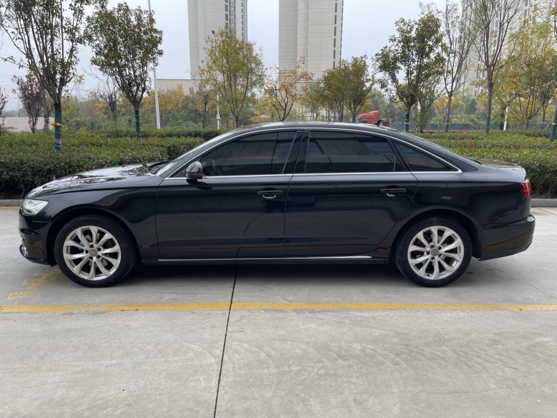 济宁16年奥迪A6L8
