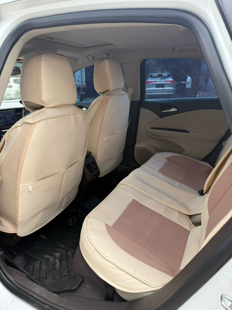 乐山17年别克威朗4