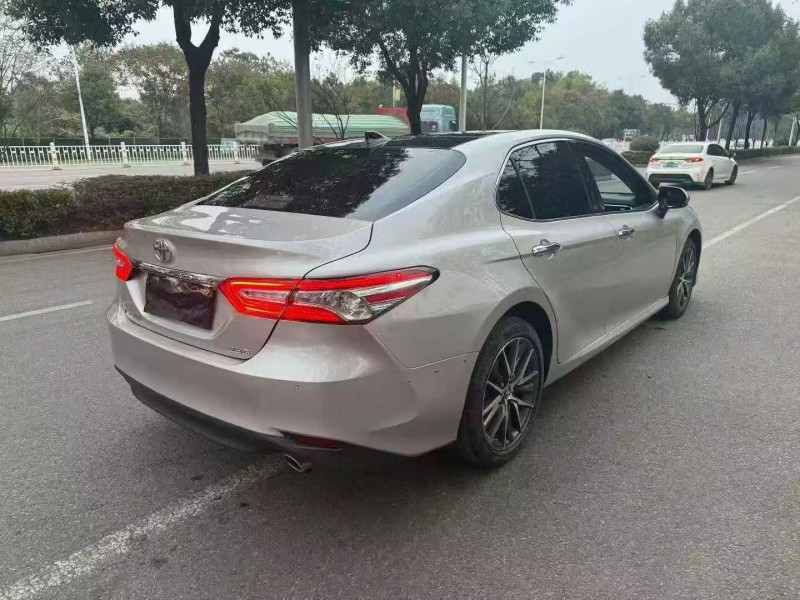 衡阳21年丰田凯美瑞8