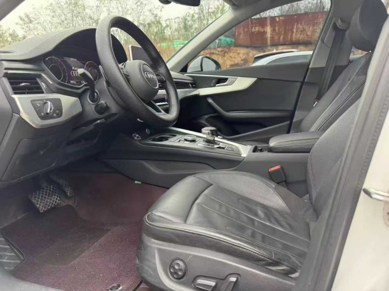 青岛19年奥迪A4L4