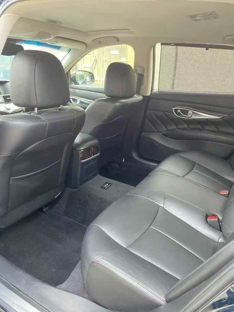 江门19年英菲尼迪Q704