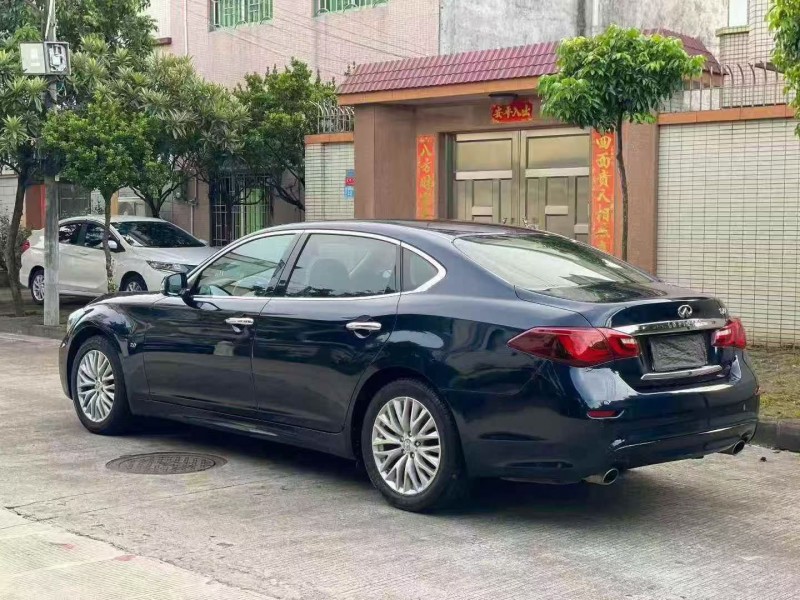 江门19年英菲尼迪Q706