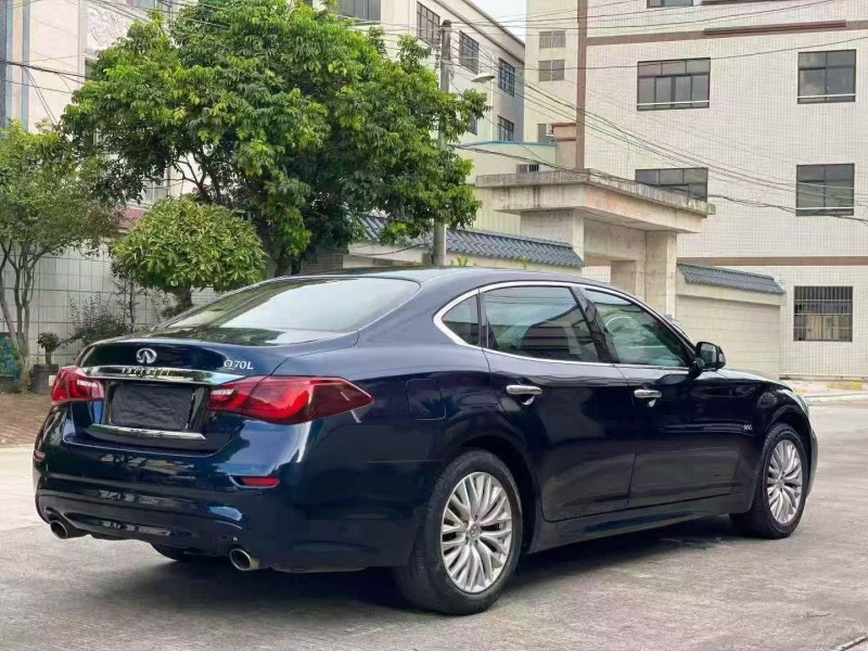 江门19年英菲尼迪Q708