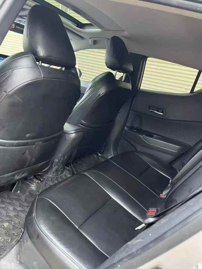 珠海21年丰田CHR6