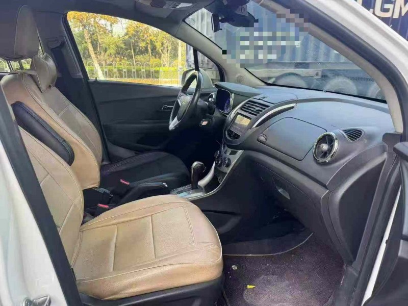 青岛16年雪佛兰创酷8