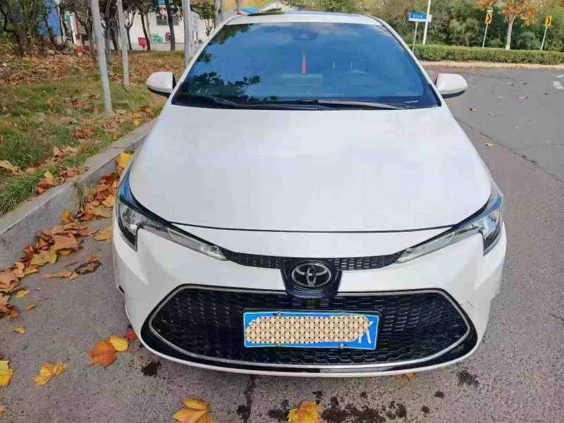 青岛20年丰田雷凌1