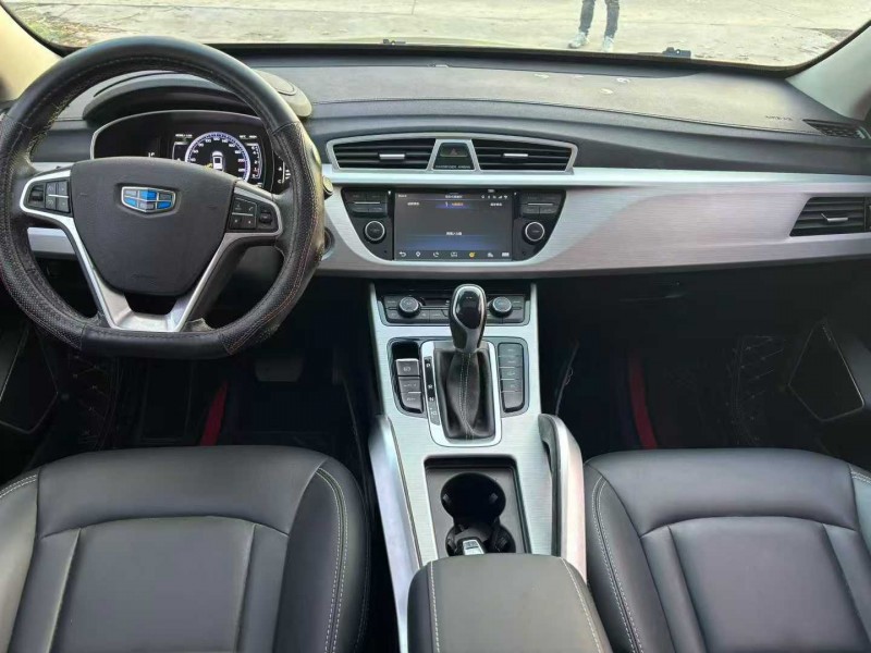 徐州17年吉利博越4